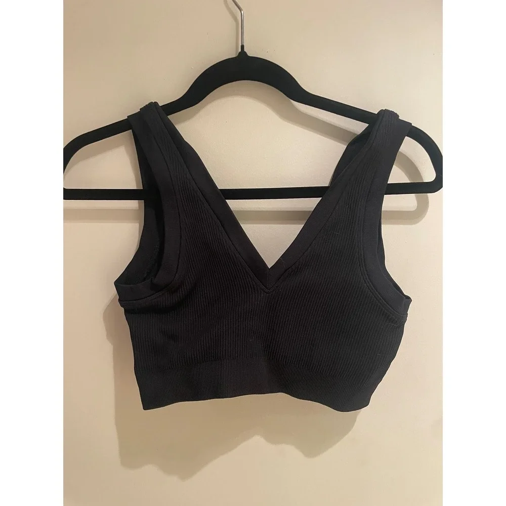 OFFLINE by Aerie Ribbed V-Neck Sports Bra Black Medium Support Crop Top M